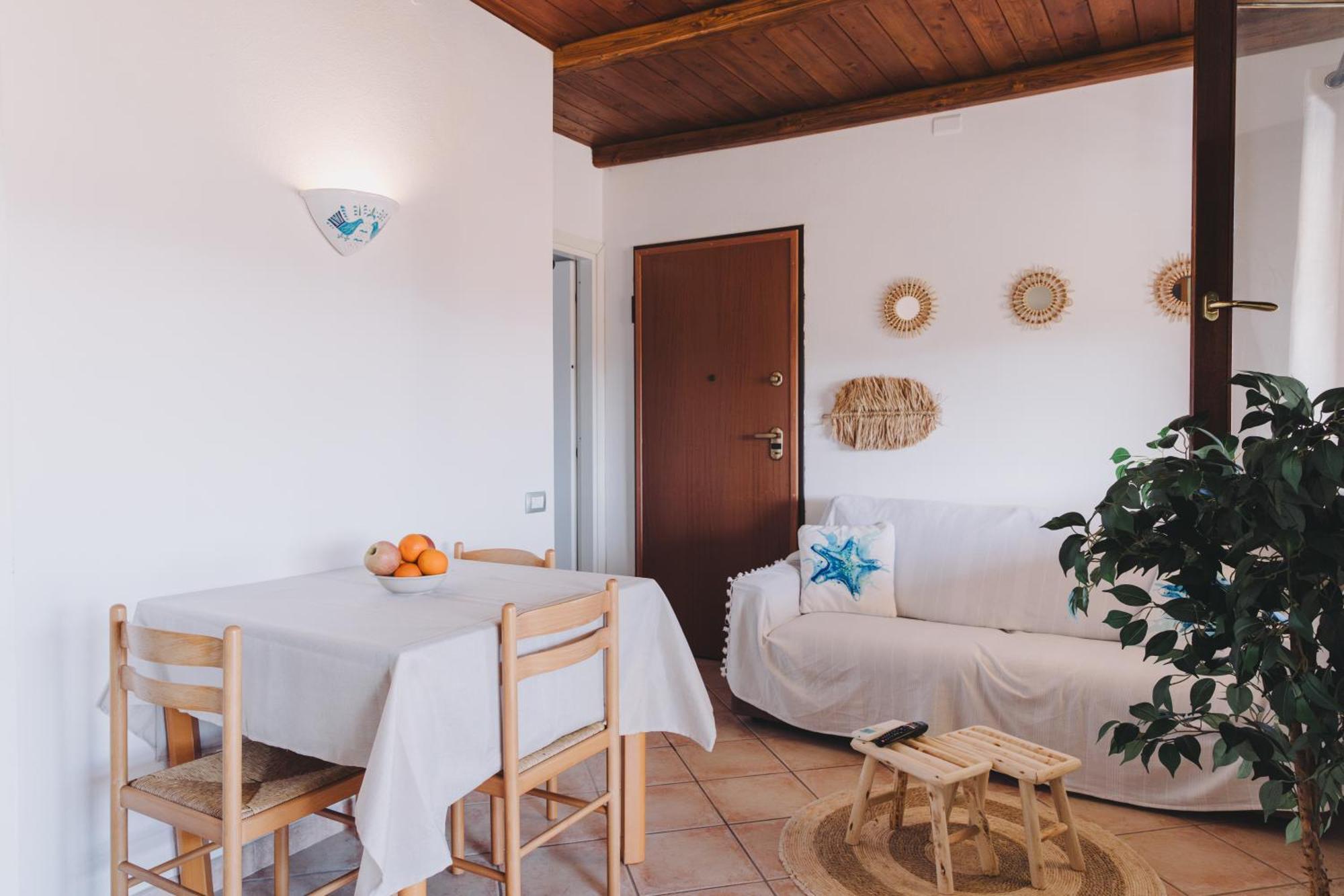 Cactus Mare Apartment Golfo Aranci Buitenkant foto